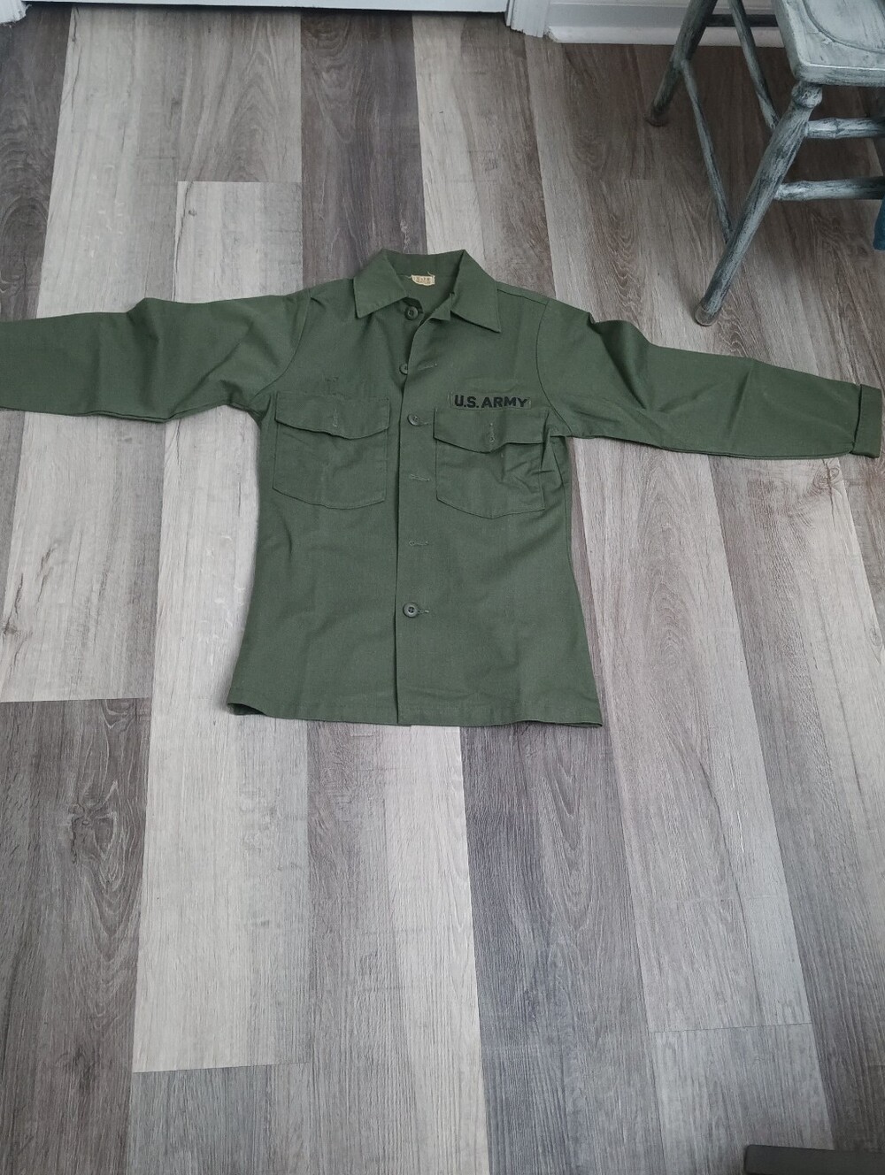 U.S. Army OG - 507 Men's Size 13.5x30 Olive Green Military Button-Down Shirt
